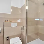 Nelly Kellys Отель 4*