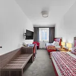 Nelly Kellys Отель 4*