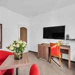 Nelly Kellys 4* Трутнов
