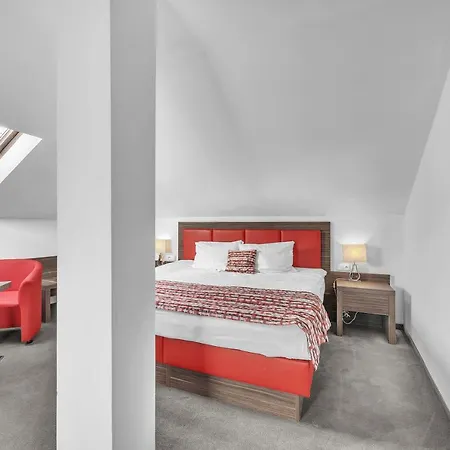 Nelly Kellys 4* Trutnov
