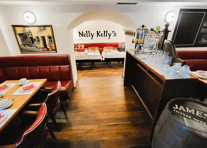 酒店 Nelly Kellys 4*